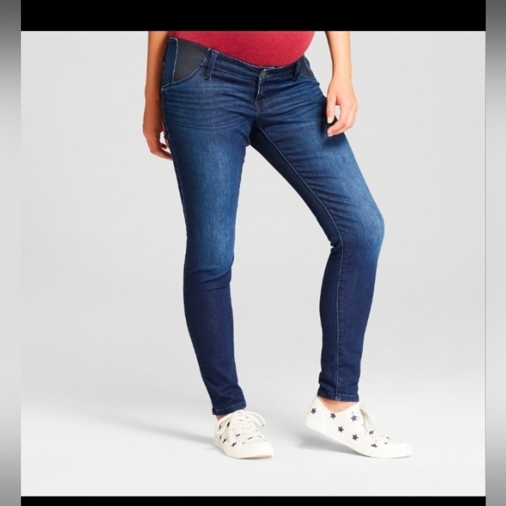 Isabel Maternity by Ingrid & Relaxed Fit Below Knee Skinny Jeans Power
